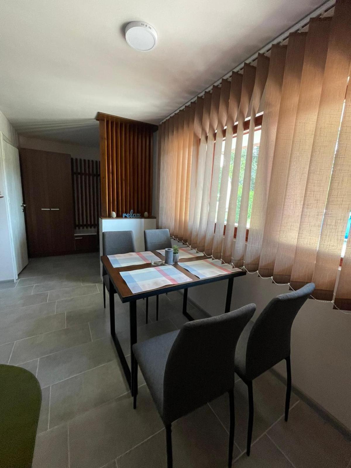 Apartmani Morava 54 Kocino Selo Dış mekan fotoğraf